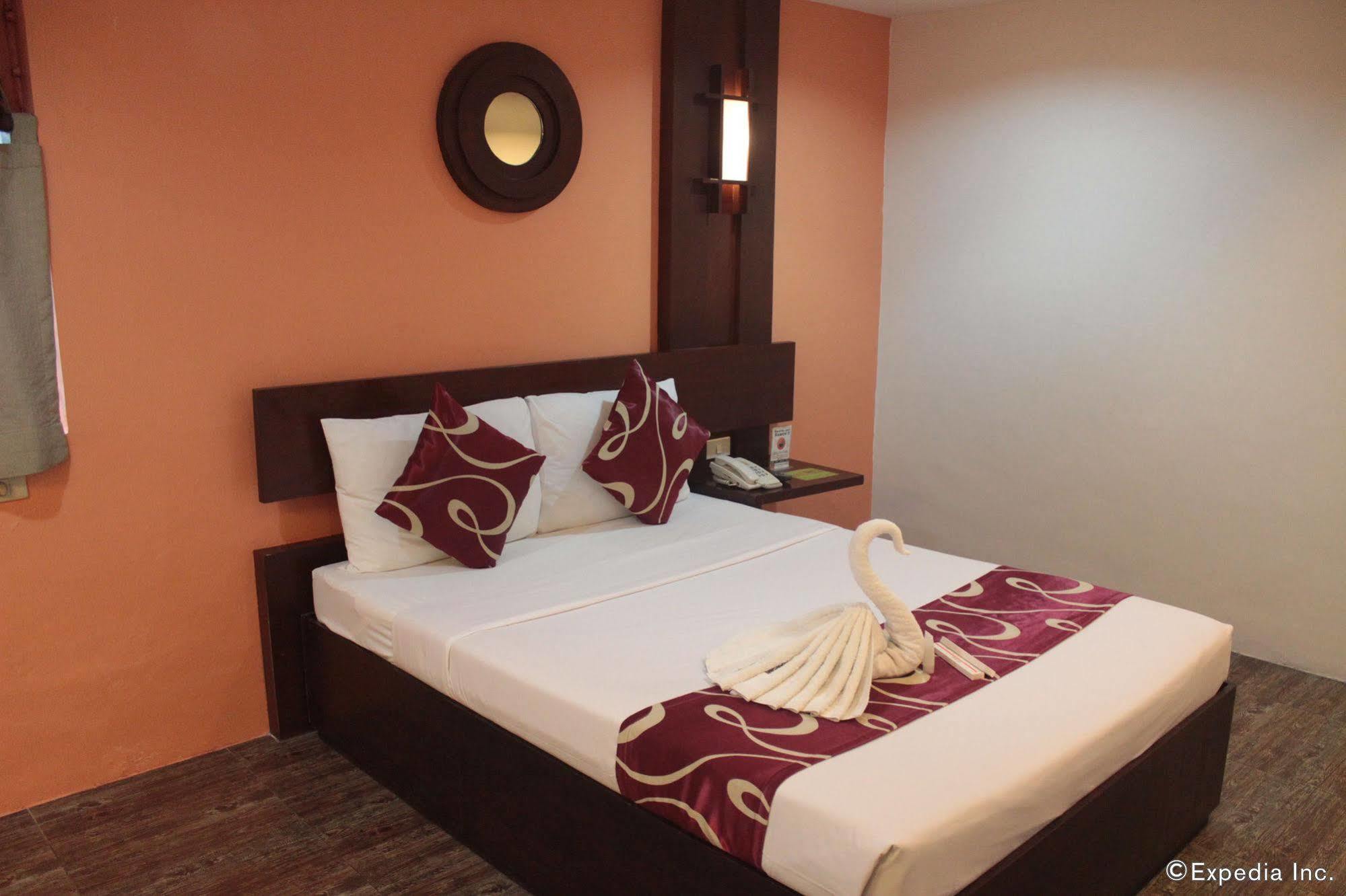 Acl Suites Quezon City Eksteriør billede