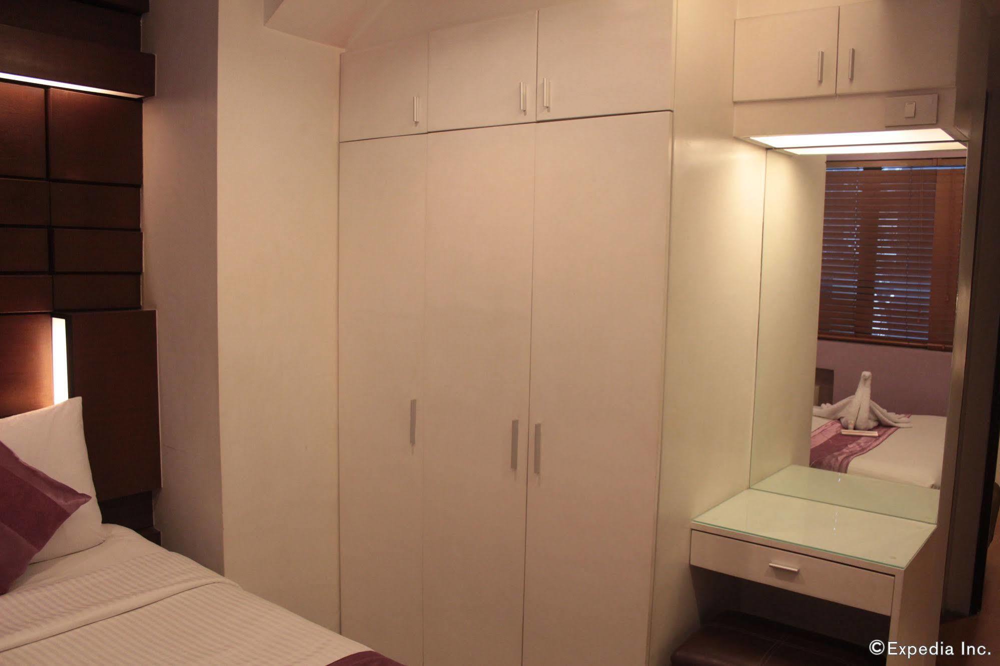 Acl Suites Quezon City Eksteriør billede