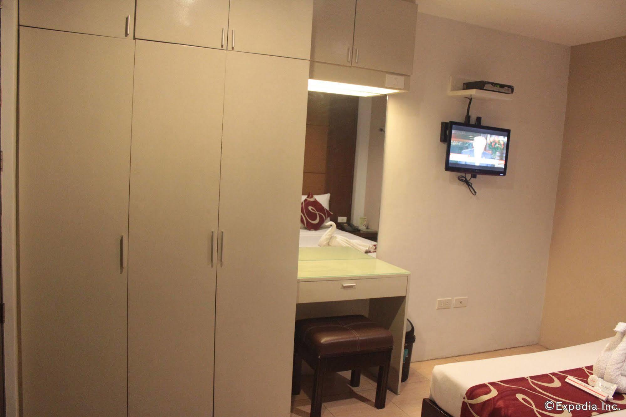 Acl Suites Quezon City Eksteriør billede